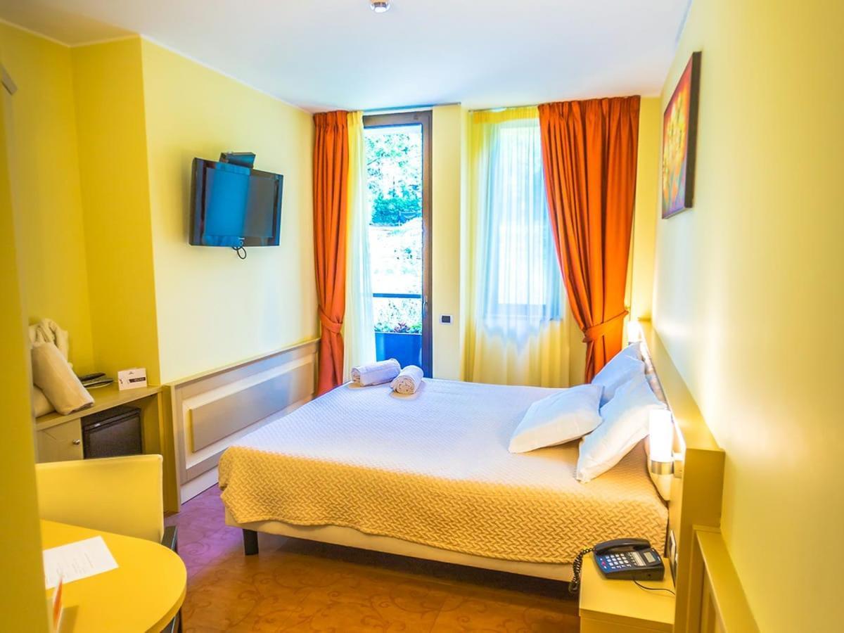 Relais Sans Soucis & Spa Рончильоне Экстерьер фото