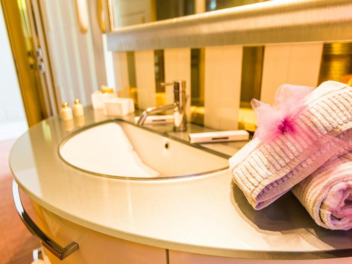 Relais Sans Soucis & Spa Рончильоне Экстерьер фото
